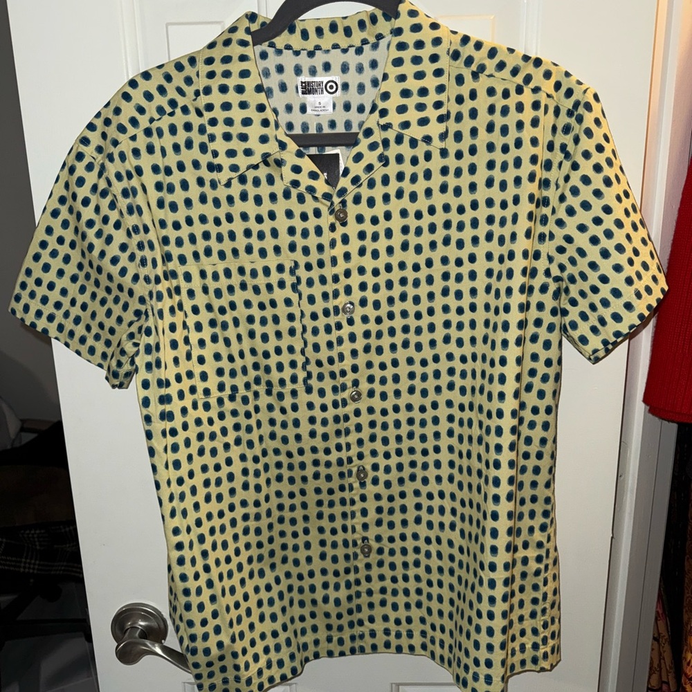 Target Men's Yellow and Blue Polka Dot Shirt